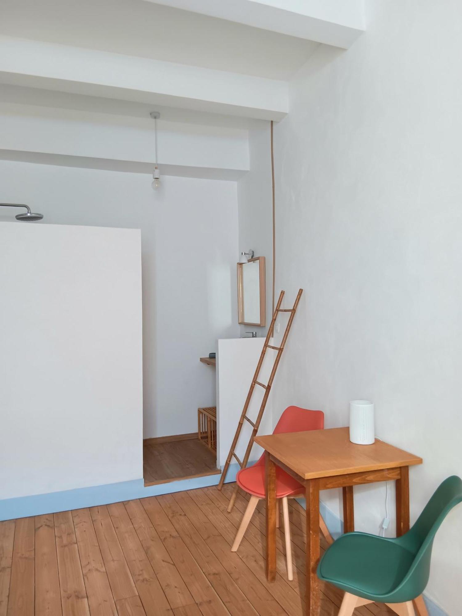 123 Soleil Hotel Saint-André-de-Sangonis Eksteriør billede
